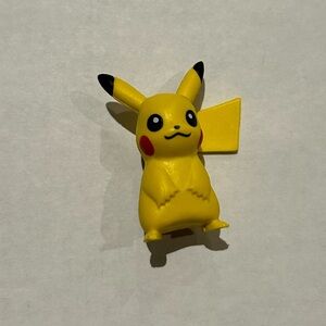 Standing pikachu